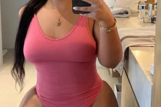 hottest topic 🤩 - Image 3