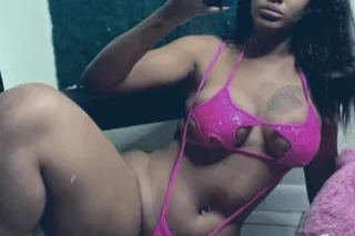 Sexy Latina from Colombia 💋 Sweet, fun and ready to spoil you 😈 I’m waiting for you!! - Image 2