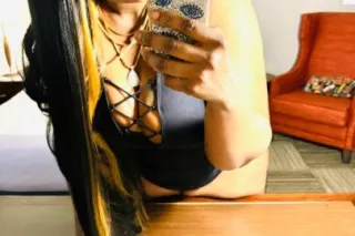 🌈DOMINICAN BEAUTY w/a BIG B🍑🍑t... - Image 4