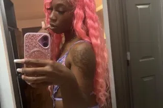 Honey the baddie is back & rea... - Image 1