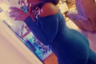 Lets play 💋 incall Qv special ... - Image 1
