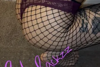 Upscale 👠5⃣⭐✨✨Rubi with the wa... - Image 4