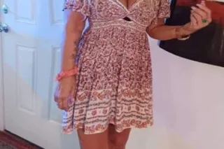 Sexy Milf lAvailable for your ... - Image 2