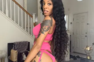 Unforgettable Petite Doll💫Wet and Busty🍦..Available Now💋 - Image 5