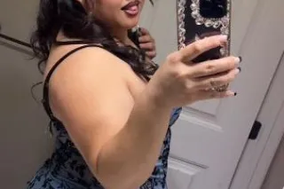 Freaky ASIAN slut👅💦THROAT GOAT... - Image 3