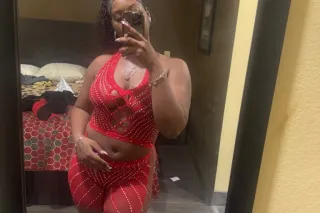 the best facetime show you'll ever see 😩💋 the best content money can buy 💗 - Image 4