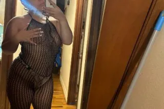 SPICY LATINA OUTCALL READY😍 - Image 1