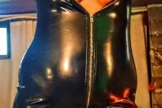 in Cape till tomorrow at check... - Image 1