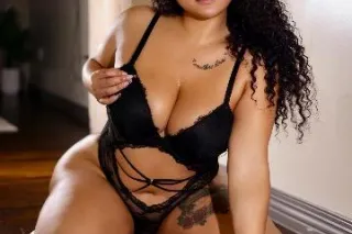 JUST VISITING 🥰 SEXY SPANISH G... - Image 3