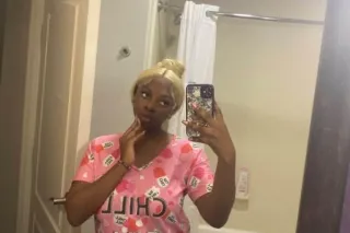 Hey daddy come see me 😘 - Image 1
