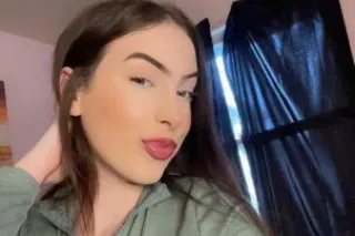 sexy petite snow bunny - 23 - Image 4