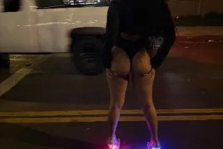hey daddy 💋💦im horny and ready to suck and fuck 👅🍆 bare Available available incall - Image 1