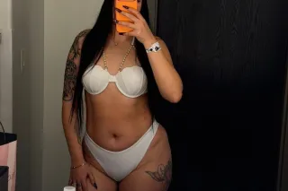 Latina 100 % real - Image 1