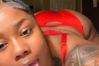 QV 100🥰👄🐐 IN TOWN AND IM READY... - Image 2