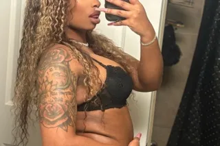 BLACK BEAUTY🌺💦👇SEXY FUN EXPERIENCE🌹CREAMY AND WET💦Florida's Finest✨💎 - Image 3