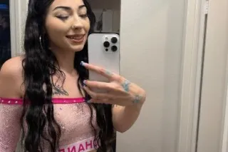 new out here ;) - 23 - Image 3