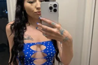 new out here ;) - 23 - Image 1