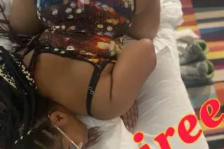 Cum Here Zaddy !!! NEW CONTACT ALERT 💥 NEW PICS 💥 🩷🤍😋💋 I Sell Dreams , Come Tell Me What You Desire 😋💦😻 - Image 7