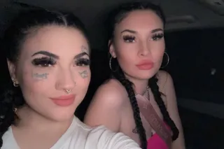 2 girls 💦😻 - 24 - Image 4