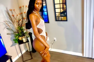 Sexyyy Slim Barbie 💗🤩📌HERE FOR A SHORT TIME💋❤️ - Image 2