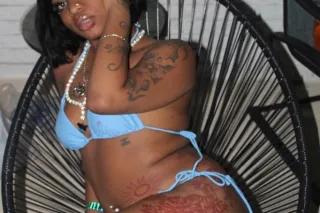 freaky latina w braces - Image 10