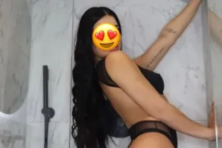 🫦 CHICA CALIENTE Y COMPLACIENTE… SOLO CABALLEROS SERIOS 💘 - Image 1