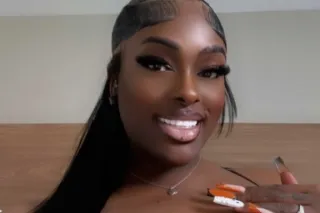 #1 RATED IN CLEVELAND 💕📲 BETTER THAN HER 🔽 AND HER 🔼 - Image 9