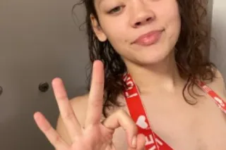 Pretty pussy and im petite💦 - Image 4