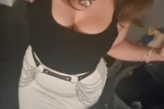 im trying to make ur d*ck hard... - Image 2