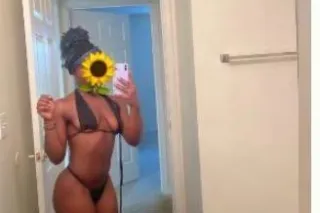 Tight Grip Goddess IN YOUR CIT... - Image 1