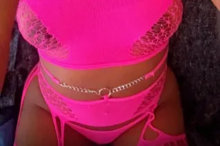 COME READY TO HAVE SOME FREAKY FUN💰🤭 - Image 4