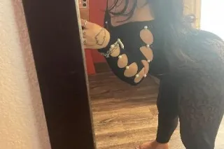 fat ass latina w sloppy head & wet 📲 - Image 5