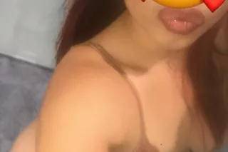 sexyy Latina Ready to have som... - Image 1
