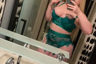 Sexy Russian - 30 - Image 2