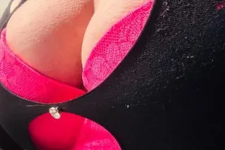 Delicious Cougar (not availabl... - Image 2