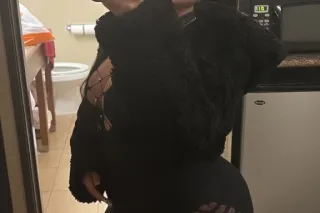 NEW ARABIC QUEEN IN TOWN😘💋 - 2... - Image 2