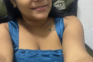 soy una morena tetona pelo neg... - Image 1