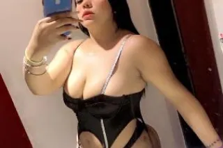 Latina🔥 - Image 2