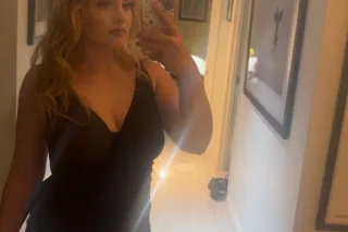 Here for a short time not a long time💕visiting 2/8 - 2/12 ✈ - Image 3