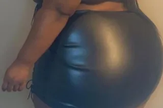 CHOCOLATE 🍫 BIG BOOTY SWEETHEART 😋Creamy Sweet Pussy - Image 1