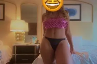 Latina - Image 7
