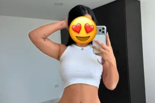 latina caliente disponible par... - Image 1