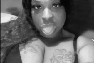 👑💅🏽 freak nasty bitch come slu... - Image 1