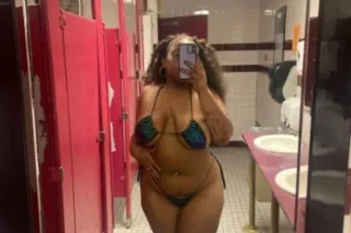 PRETTY GIRL PEACH, YOUR FAVORITE FREAK IS AVAILABLE NOW!! WATCH THIS FAT ASS WORK!! CARDATE AND OUTCALL AVAILABLE ONLY!! TEXT ME NOW🥰🍑💦 - Image 5