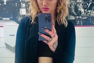 Girlfriend Experience - Image 6