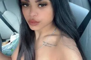 Young Sexy Foreign Petite Woman😍🥰😘 - Image 6