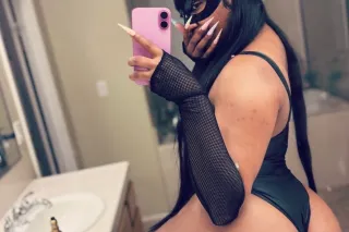 Facetime Shows 🍑💦 Ask about my... - Image 4