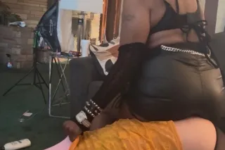 Seductive Siren with a Dominant Touch Fetish Playmate - Image 10