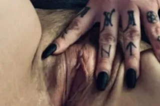 Escort, FBSM, BDSM, OnlyFans, SNAP, virtual GFE &amp; more 🔥 Incall &amp; Outcall 🏨 Mixed, 5 ft 5 in, Petite, Alternative Witchy GF 🕯 ask about my sex magic rituals 🔮 - Image 1