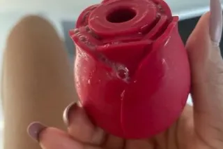 Beautiful thick TX Mex Boomshell Ready To Play - Image 11